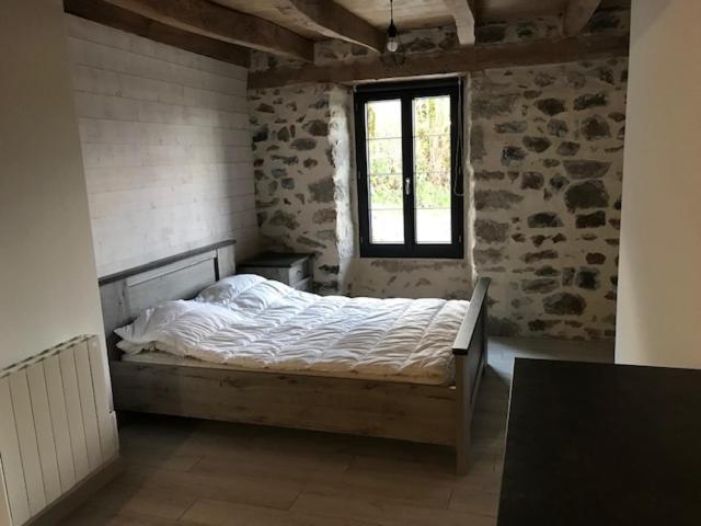 GITE pour famille Saint-Clément Extérieur photo