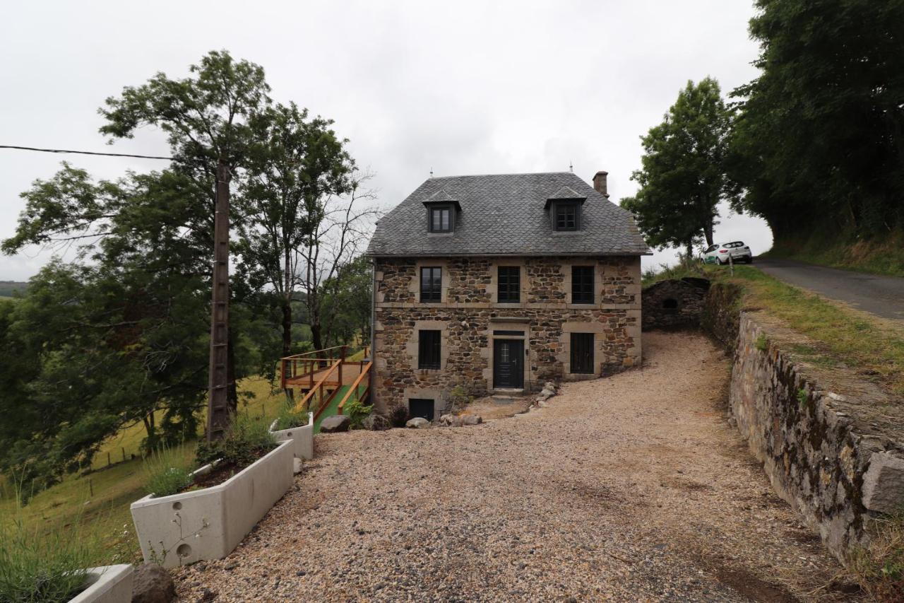 GITE pour famille Saint-Clément Extérieur photo
